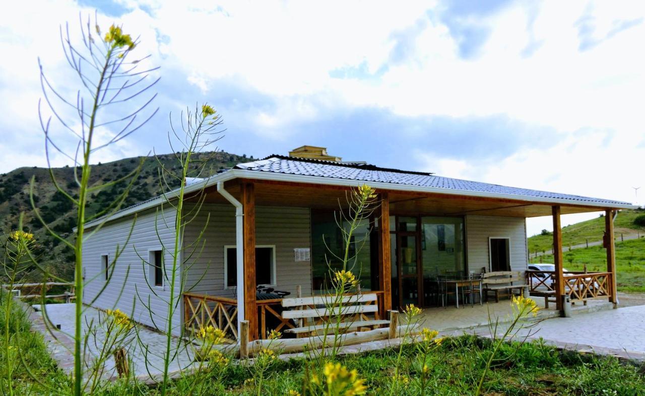 Ecolodge In Wildlife Refuge Urtsadzor 외부 사진
